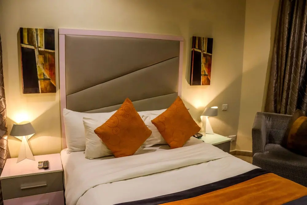 Comfort room