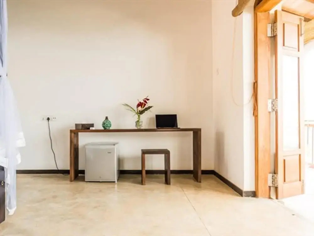 1 Bedroom Deluxe Double room with ocean view (full double bed)