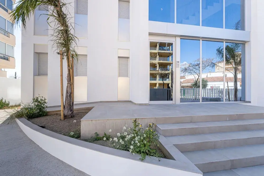 Apartment in Roses Near the Beach & Pool