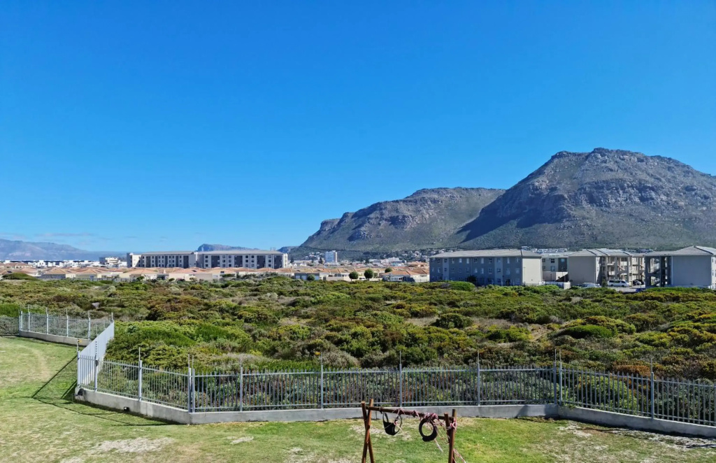 Cozy corner apartment Muizenberg