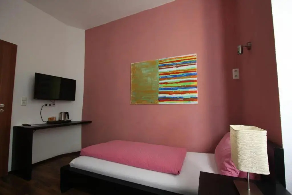 Image 4