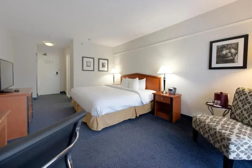 Toronto Don Valley Hotel and Suites - Chambres