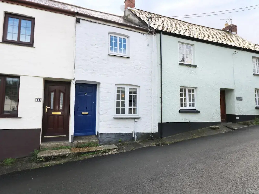 13 Castle Hill