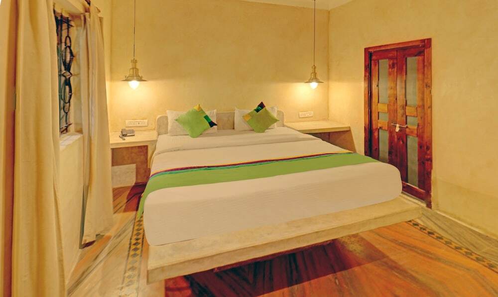 Treebo Trend Morjim Banyan Resort