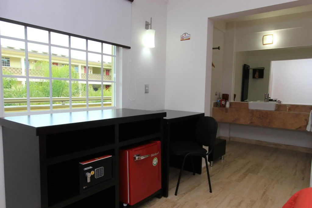Hotel photo 12