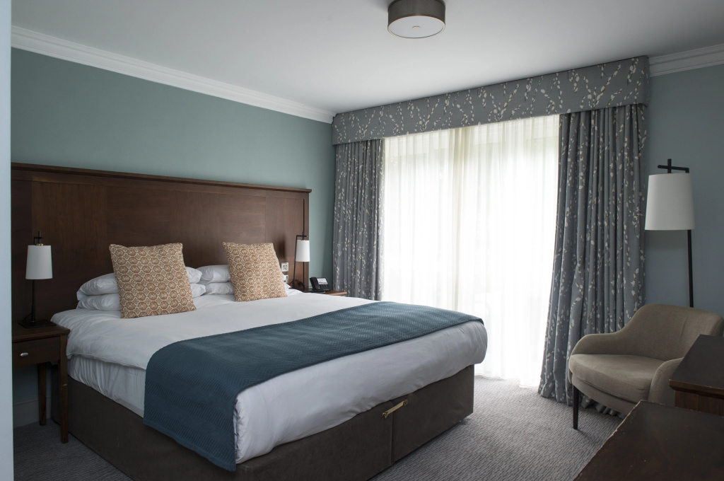 Bush Hotel Farnham - Général