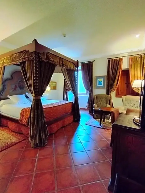 Parador de Santo Domingo Bernardo de Fresneda - Chambres