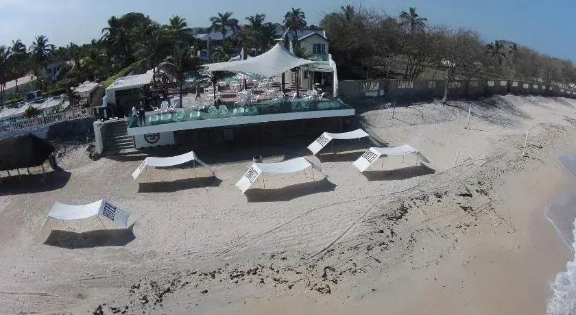 Beach & Waterfront
