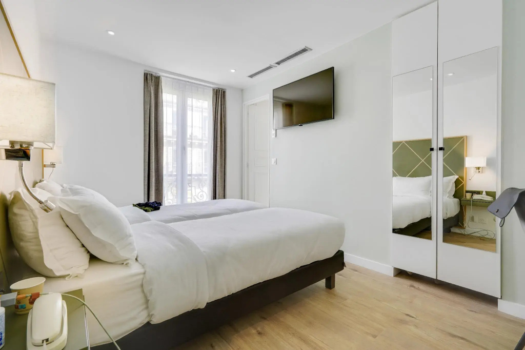 Hôtel Joli Môme 91