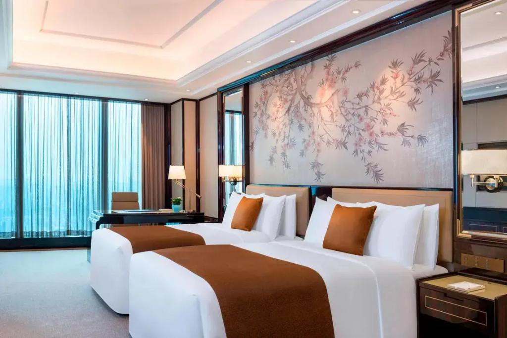 Standard Quadruple room with view