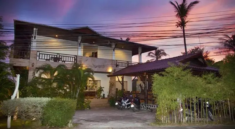 Shanti Hotel