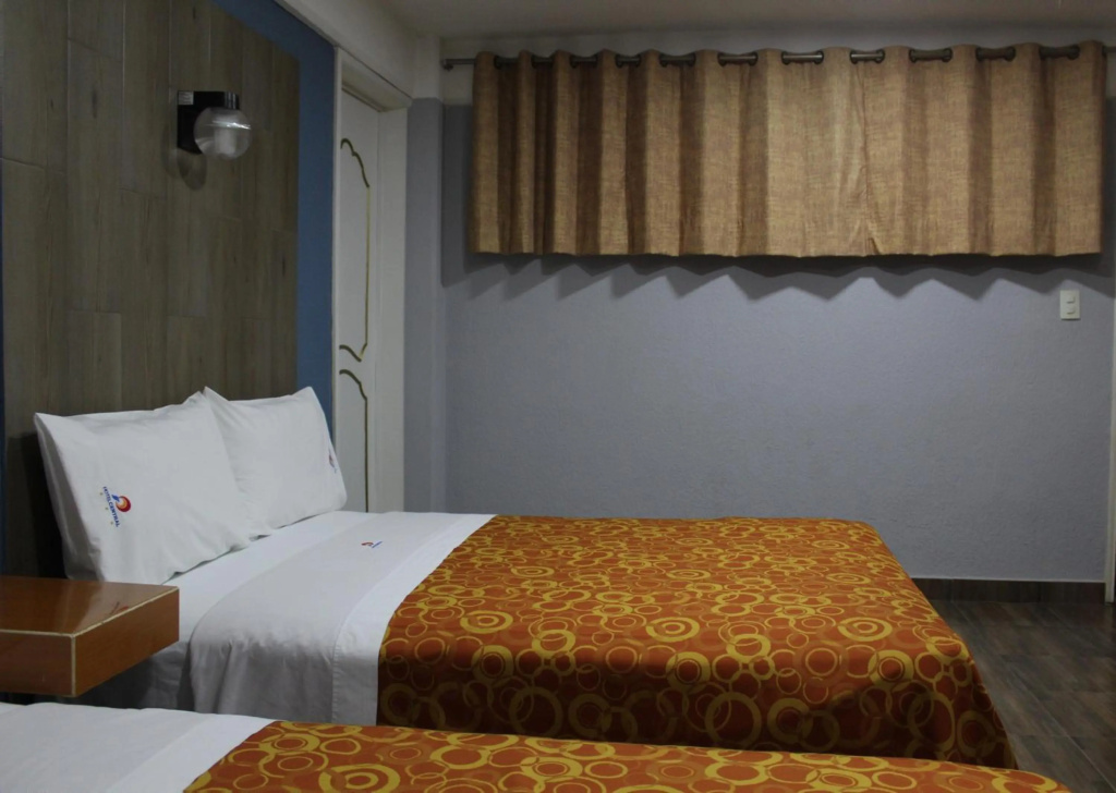 Hotel Central Puebla — 3