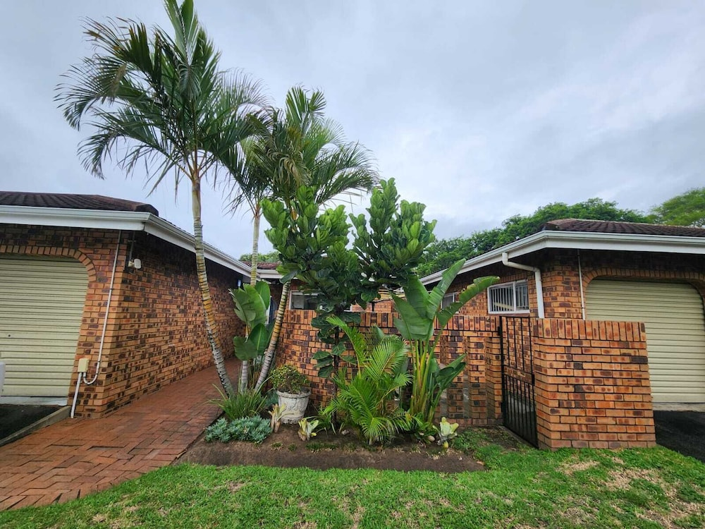 4 Ocean Sands