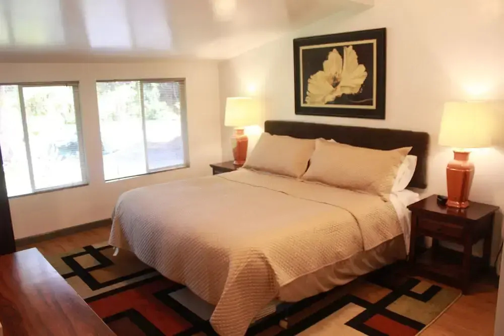 Lava Lodge at Hale Kilauea - Chambres