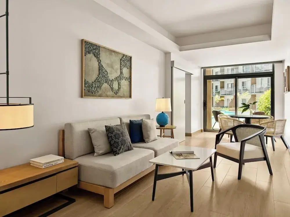 2 Bedrooms Family Suite with garden view