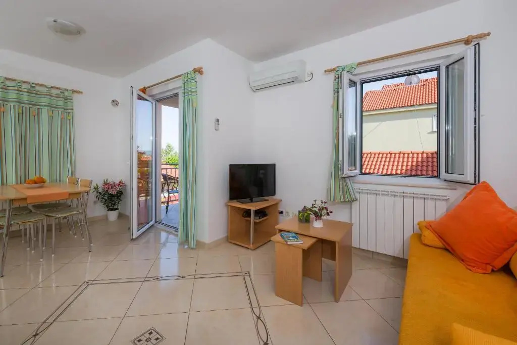 Apartment with balcony