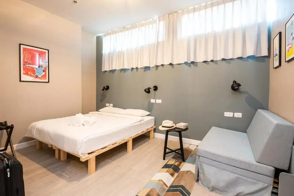 Triple room
