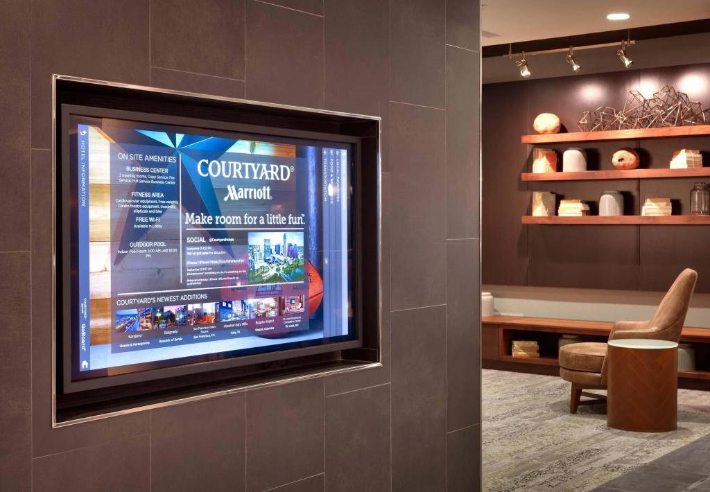 Lobby & Reception