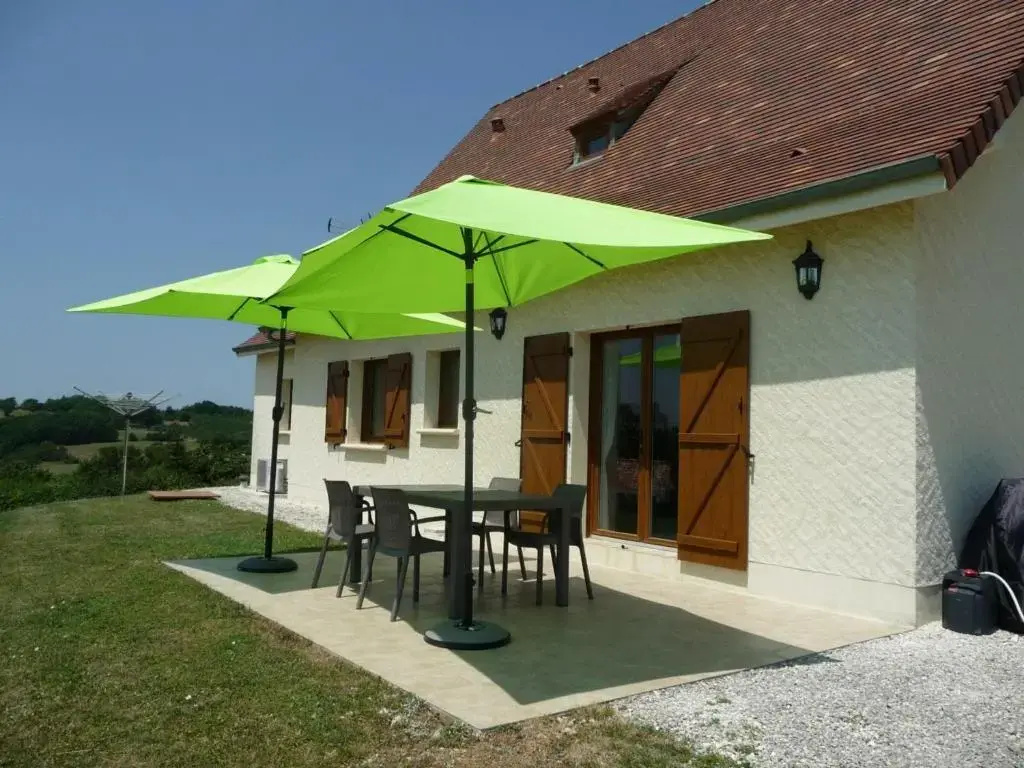 Gîte Salignac-Eyvigues, 3 pièces, 4 personnes - FR-1-616-116