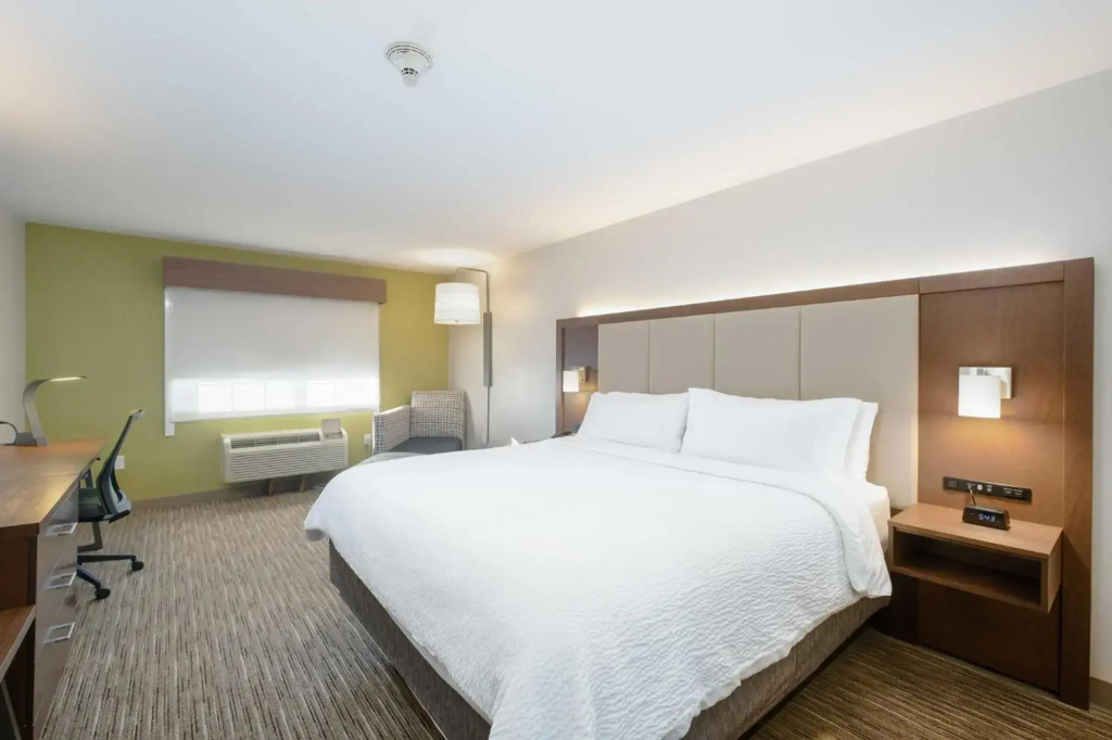 Holiday Inn Express Carlsbad by IHG — фото 5