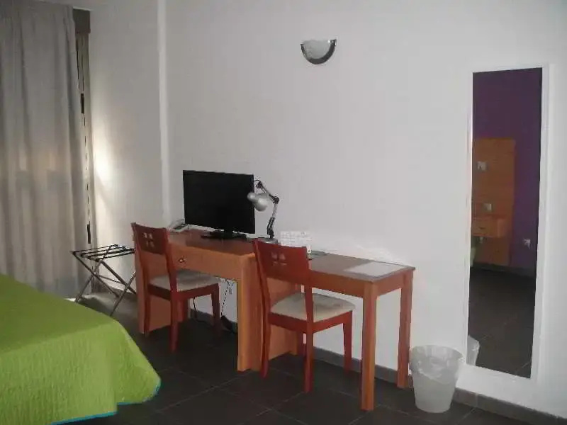 Mhc Arenales Hotel - Chambres
