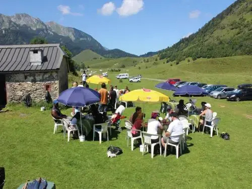 Auberge De La Vallee Dossau