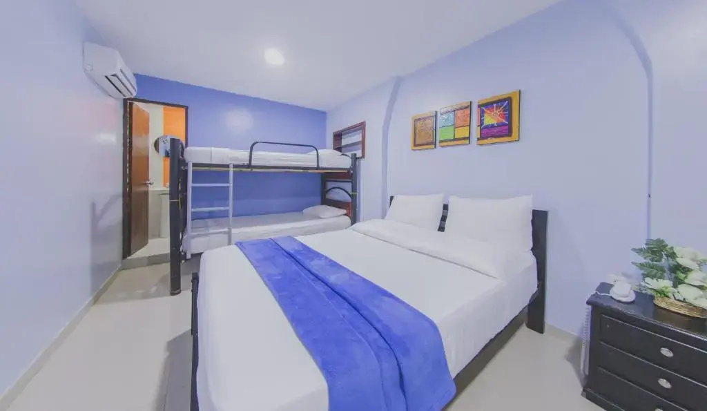 Hotel Azuan Suites By Geh Suites - Chambres