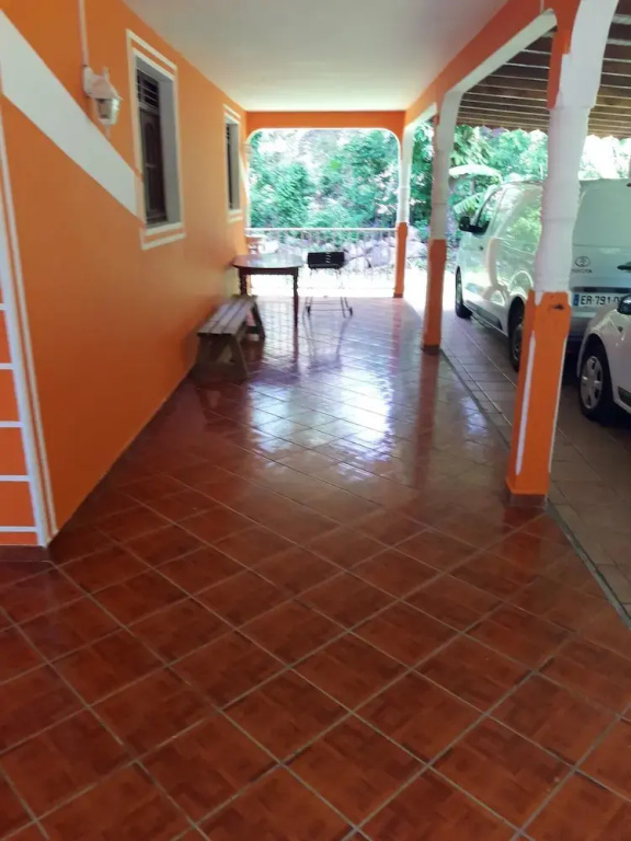 House with 3 Bedrooms in Pointe Noire, with Wonderful Mountain View, Furnished Garden And Wifi - 1 Km From the Beach