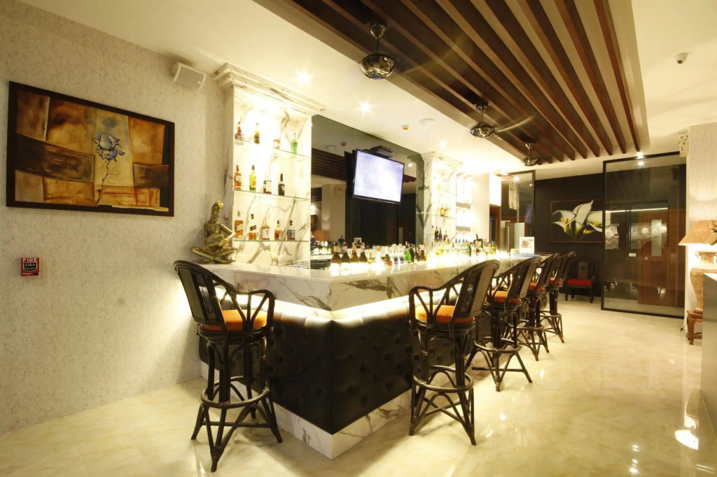 Hemingways Hotel, о. Пхукет, Таїланд мініатюра 26