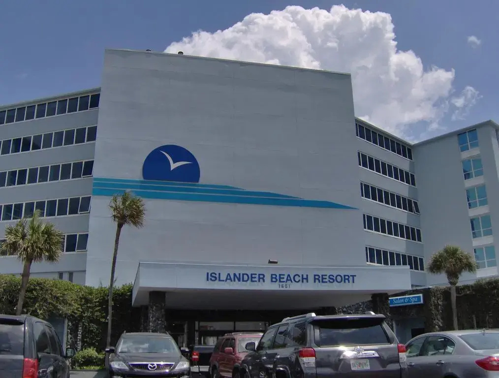 Islander Beach Resort
