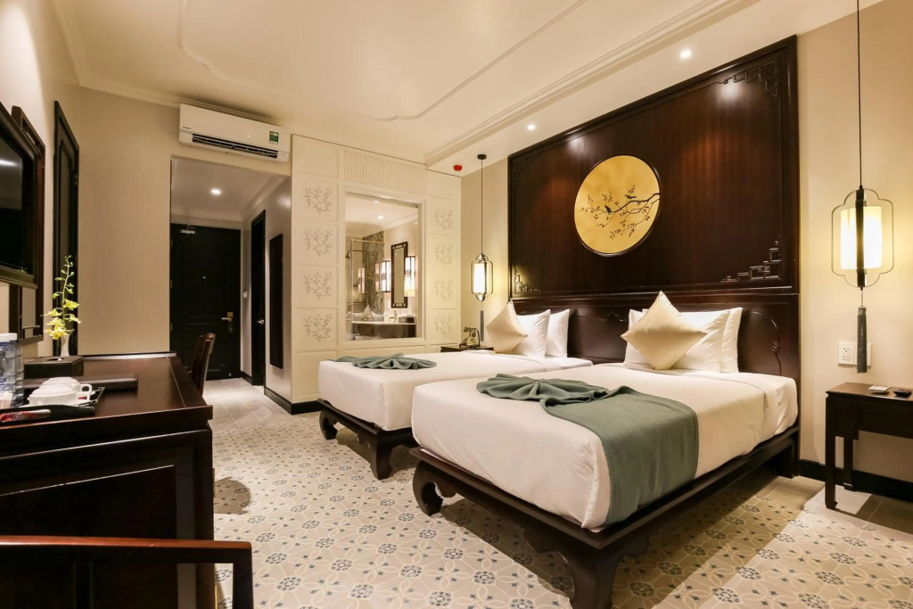 Отель Laluna Hoi An RiverSide Hotel & Spa в Дананге