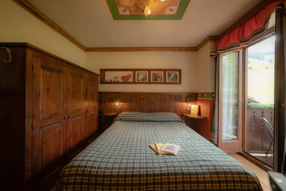 Economy room