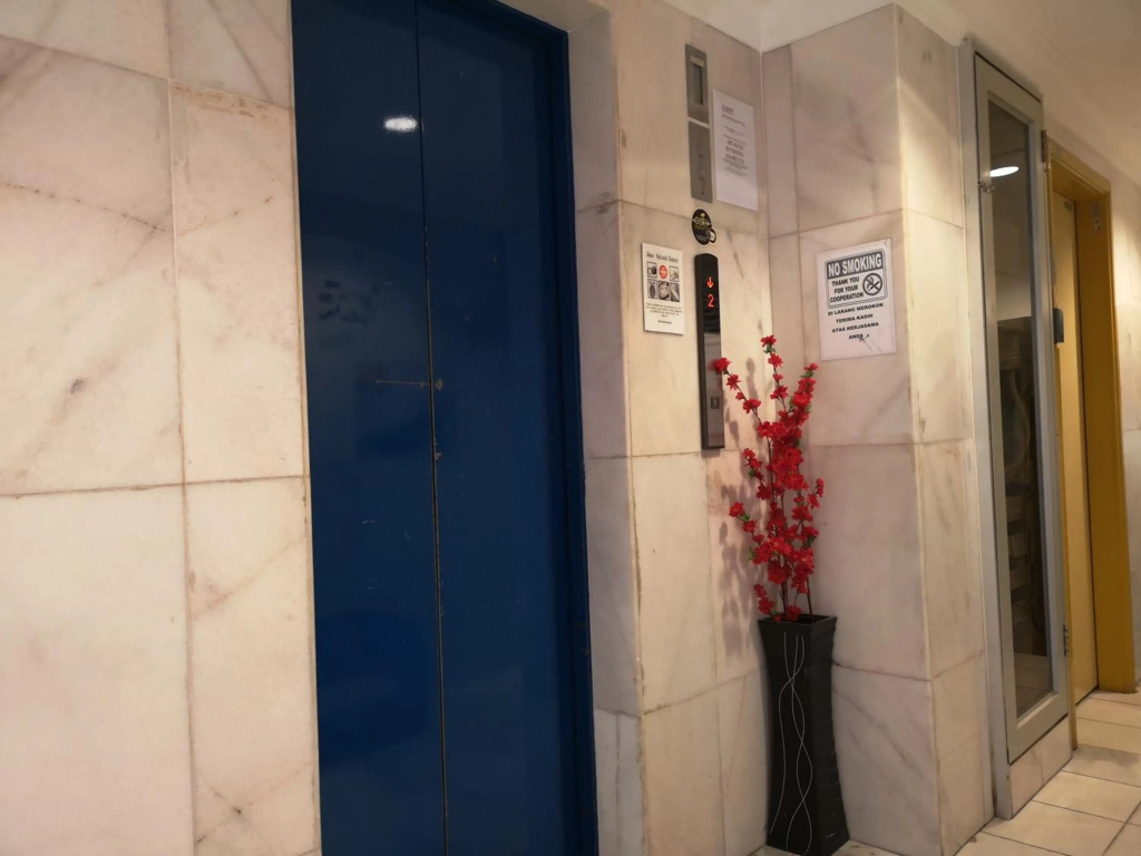 Hotel Ambassador 1