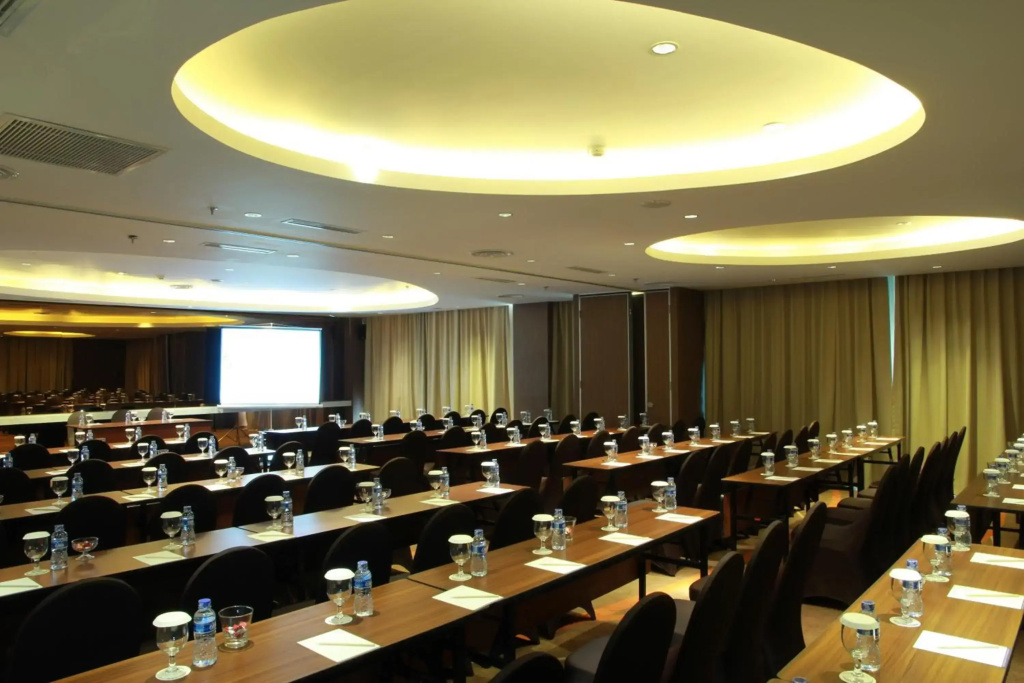 Soll Marina Hotel Serpong - фото 25