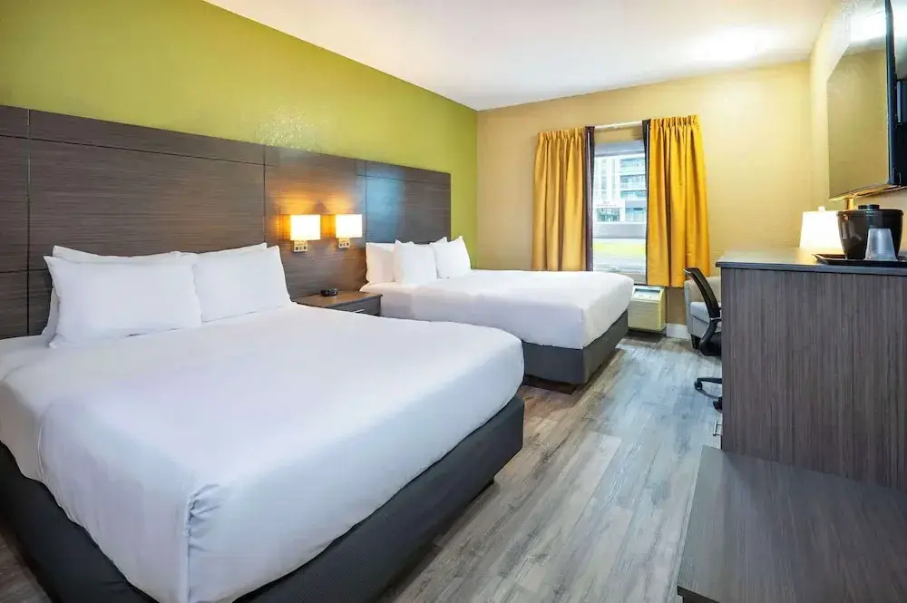 Standard Quadruple room