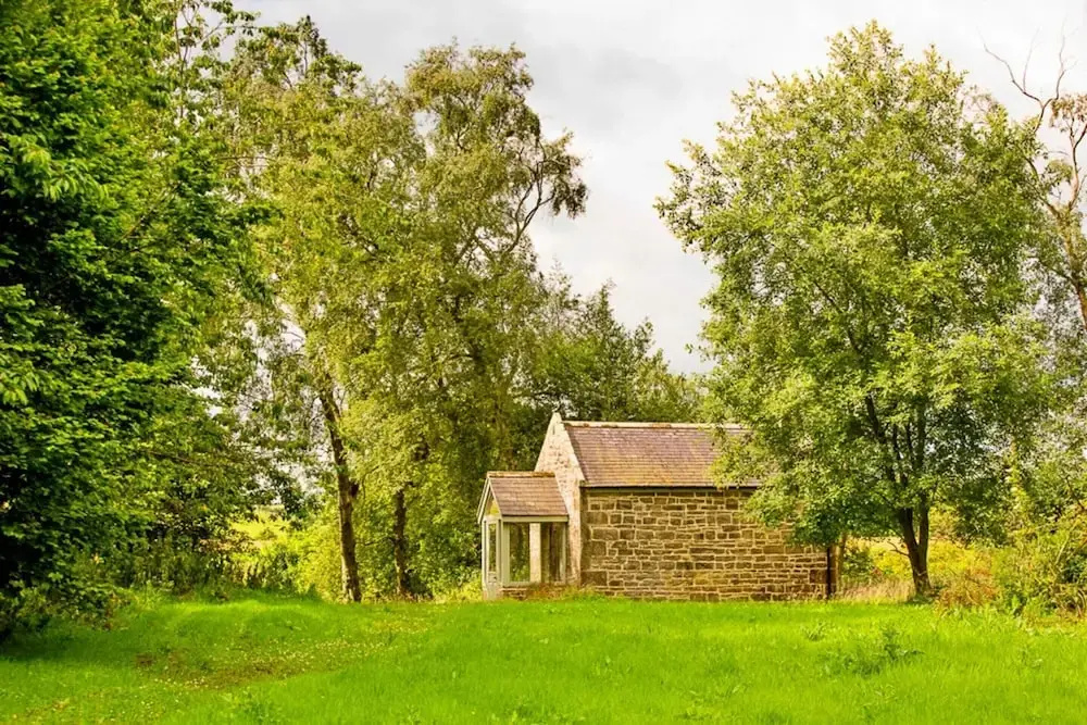 Pet-friendly Cottage in Belsay, No Deposit