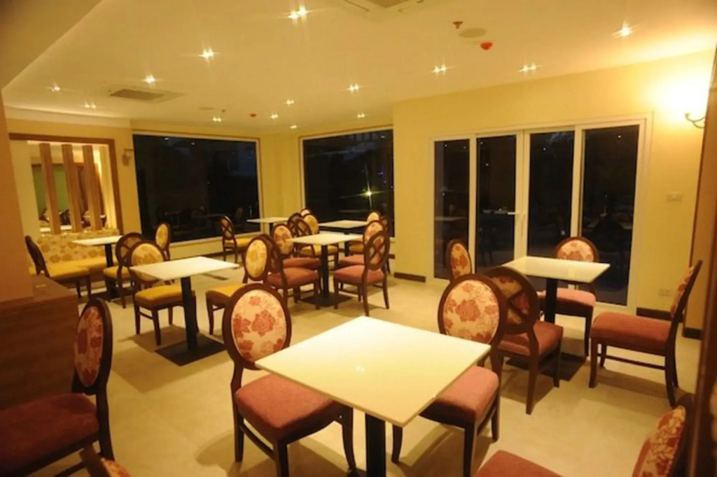 Hotel photo 13