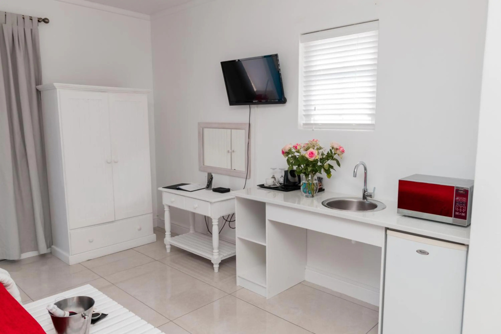 Paternoster Lodge — 5