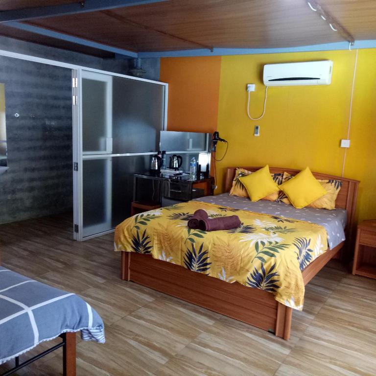 Palms Villa