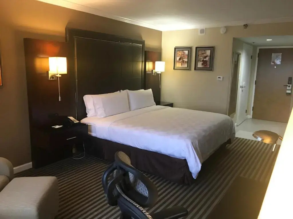 Holiday Inn Orlando East - UCF Area by IHG - Chambres