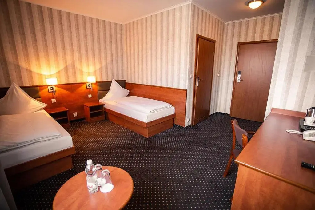 Business Hotel Vega - Chambres