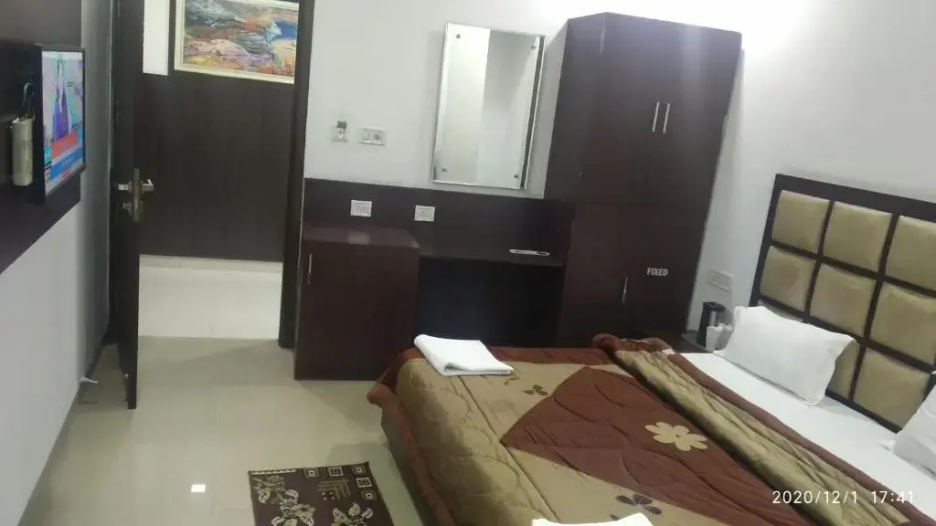 Popular Hotel - Chambres