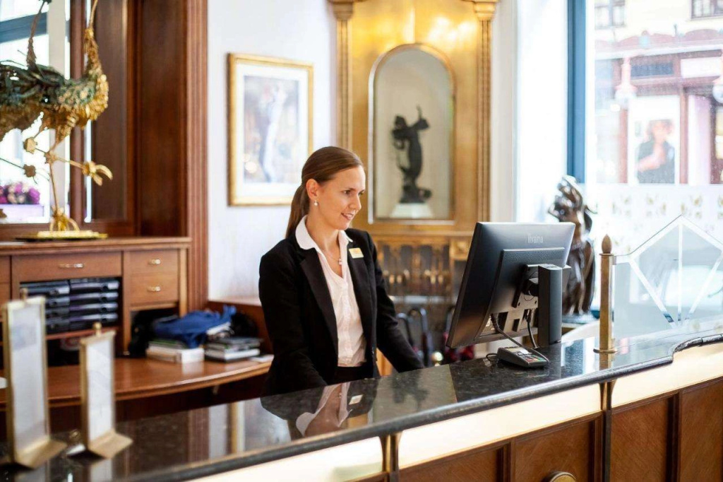 Hotel Paris Prague image General