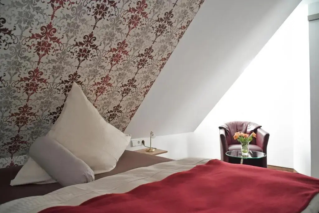 Hotel Zur Eisenbahn - Chambres
