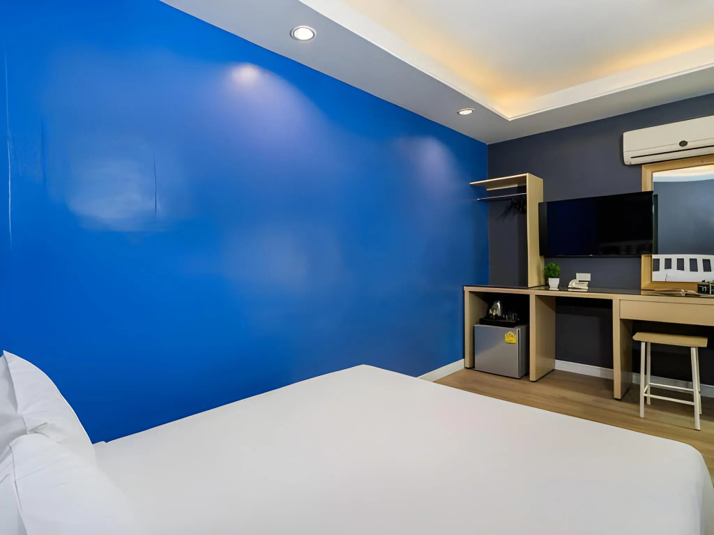 Ratchada Point Hotel — 3