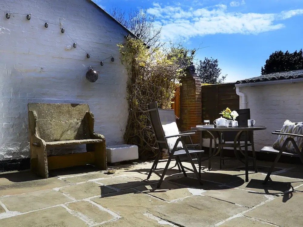 Courtyard Cottage