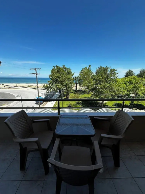 ZOI Girni – Seaside Hotel