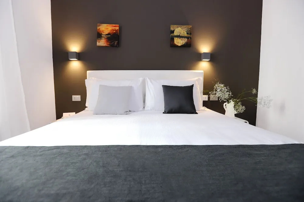 Executive Double room with city view (full double bed)