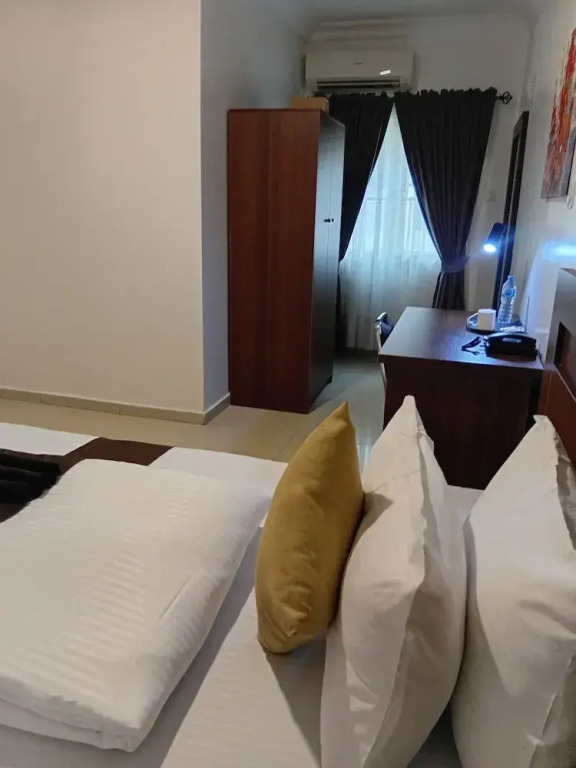 Peace Apartments - фото 2