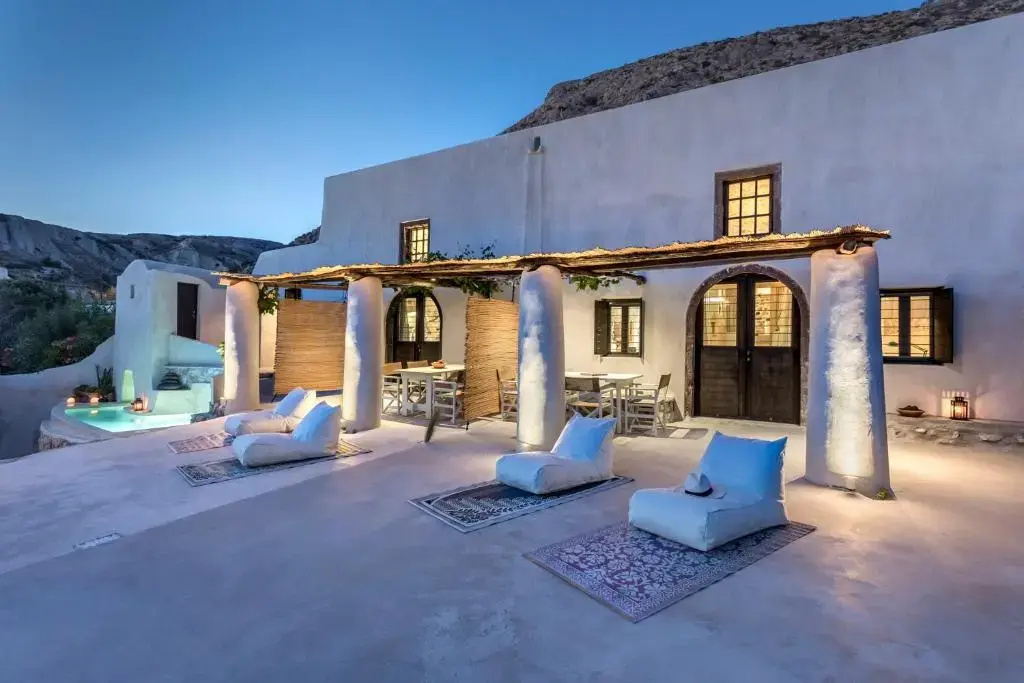 Canava Villas #3 in Santorini
